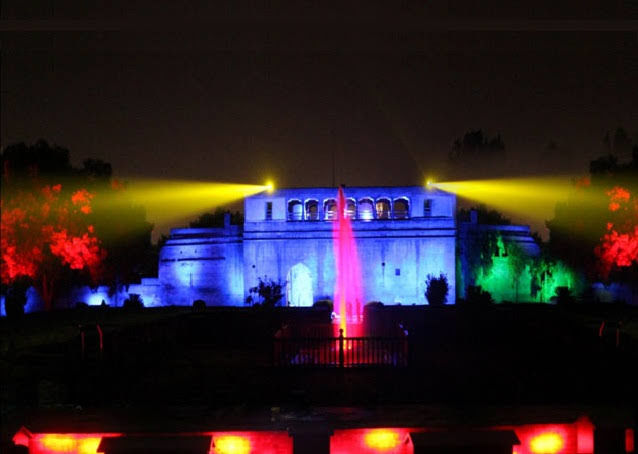Photo of Shaniwar Wada - the erstwhile seat of the Peshwas..A day tour by Sohini Roy Mitra/ TravelbagMitra/