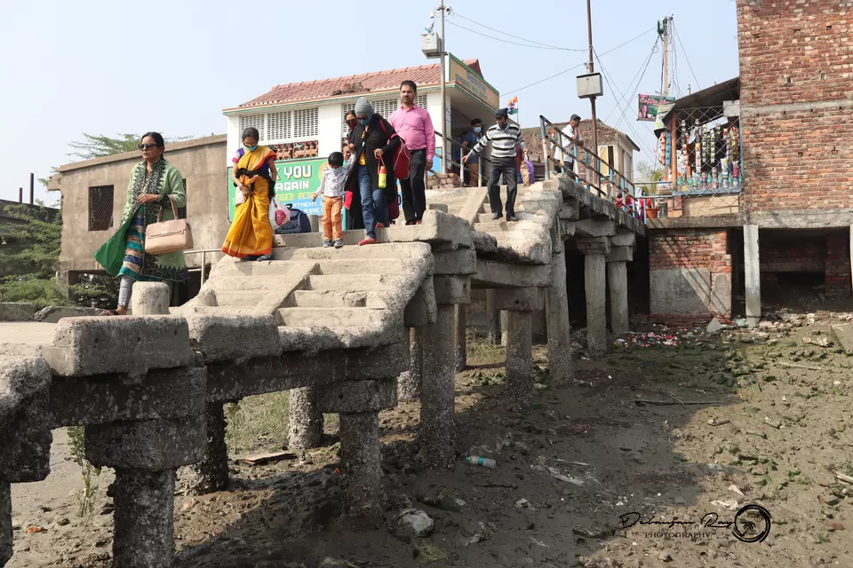 Photo of Godkhali Ferry Ghat Rest Point, State Highway 3, Mazidbari, West Bengal, India by Debanjan Ray