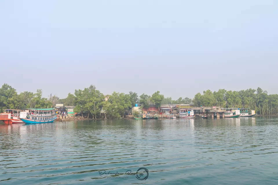 Photo of Pakhiralay, West Bengal, India by Debanjan Ray