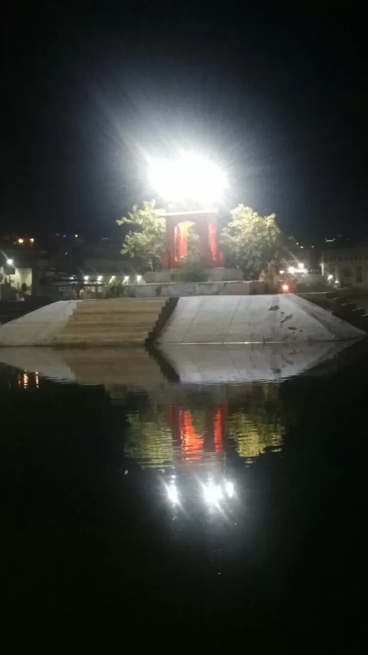 Photo of Pushkar, Rajasthan, India by Murtaza Zoomkawala
