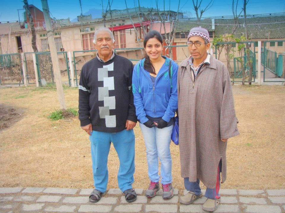 Photo of KASHMIR - Gar firdaus baruhe zamin ast , Hamin asto Hamin asto Ha 22/37 by HappyBanjaras