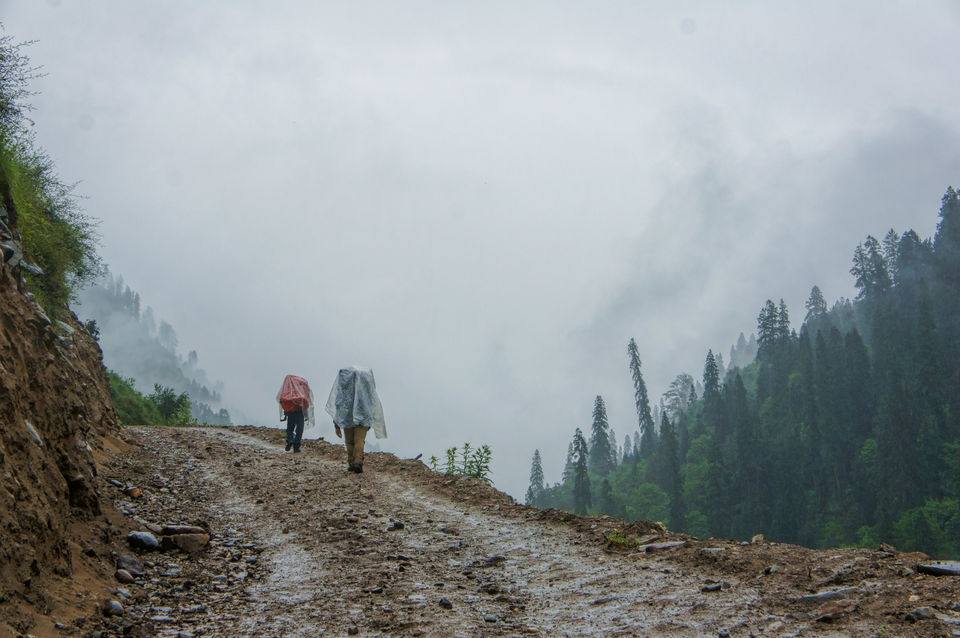 Photo of DEVROOPA TREK- Unexplored Malana Valley 7/10 by Kailash Rath