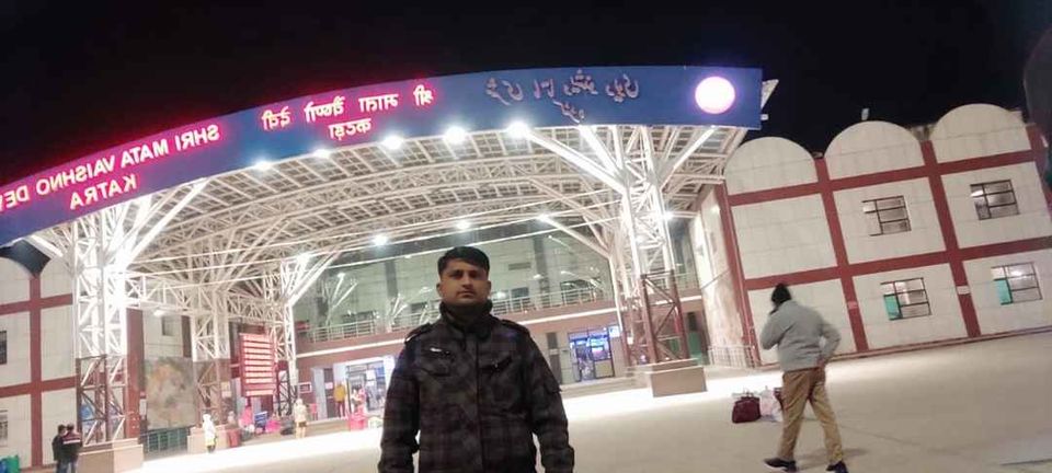 Photo of मात्र ₹ 5000 में दिल्ली से माता वैष्णो देवी, शिवखोड़ी, पटनीटॉप की यात्रा... by vijay