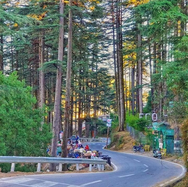 Photo of Mussoorie, Uttarakhand, India by Parag Dubey