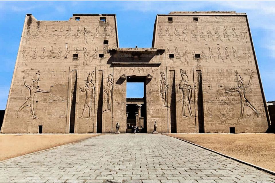 Photo of 3 Night Dahabiya Nile Cruise From Aswan To Esna 3/4 by Egypt Best Vacations