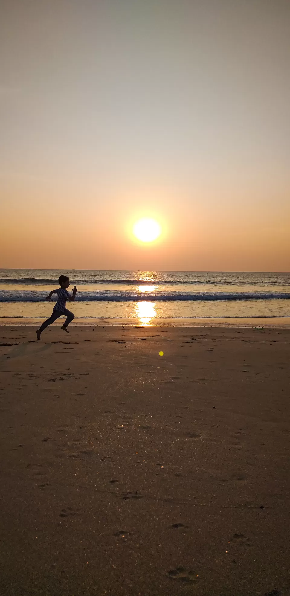 Photo of Velneshwar Beach, Maharashtra by Jay Gaikwad