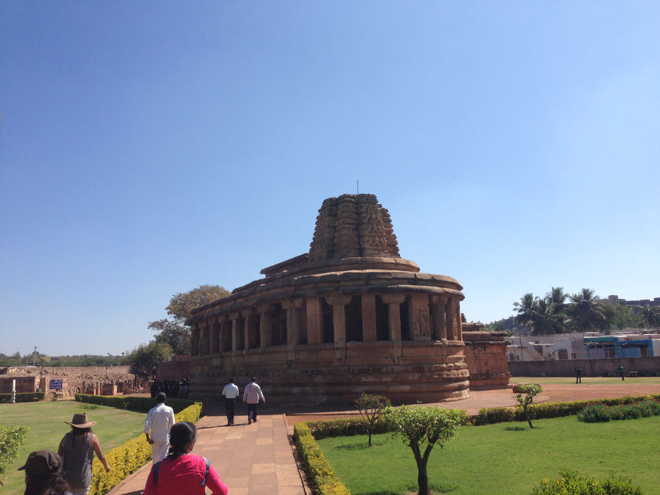 Photo of Don't worry be hampi by Narayanan Jayaraman
