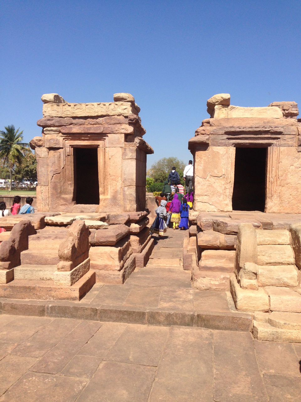 Photo of Don't worry be hampi by Narayanan Jayaraman