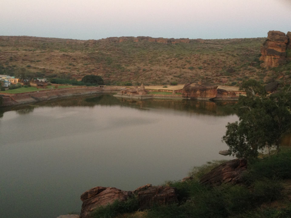 Photo of Don't worry be hampi by Narayanan Jayaraman