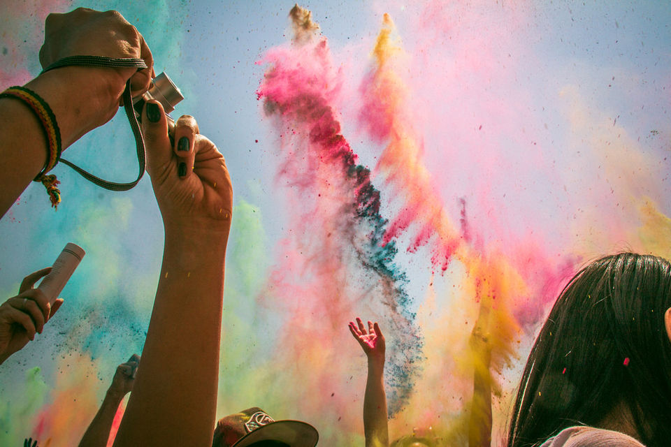 wet holi pics