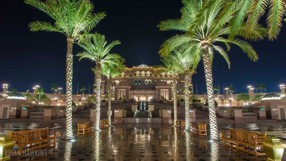 Photo of Emirates Palace Hotel - Al Ain - United Arab Emirates by Prateek Dham
