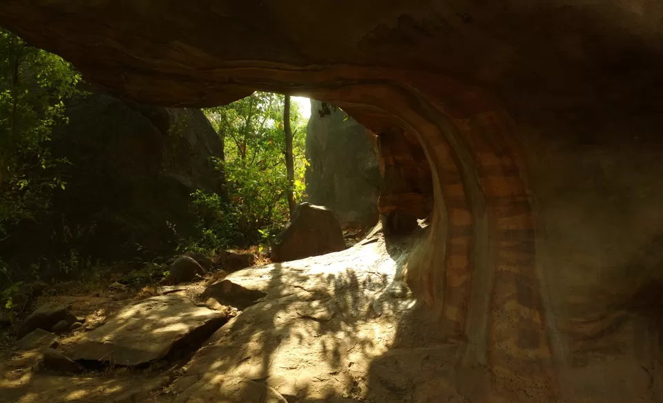 Photo of Bhimbetka rock shelters, Amchha Khurd, Madhya Pradesh, India by Prateek Dham