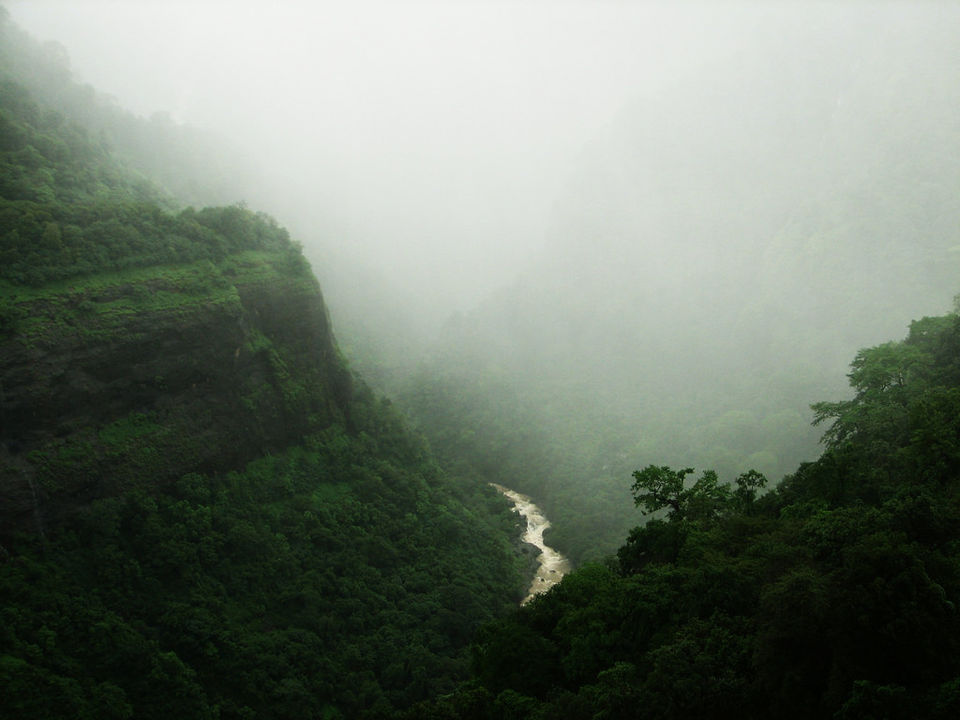 Photo of 7 Outstanding Weekend Road Trip Getaways For Indian Summer by Prateek Dham