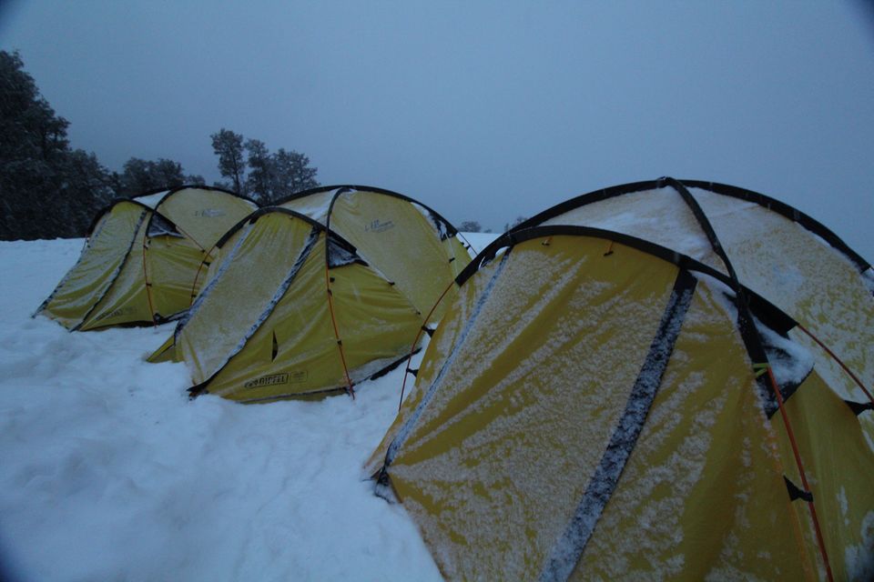 Photo of Kedarkantha Base Camp, Singtur Range, Uttarakhand, India by prasoon padhye
