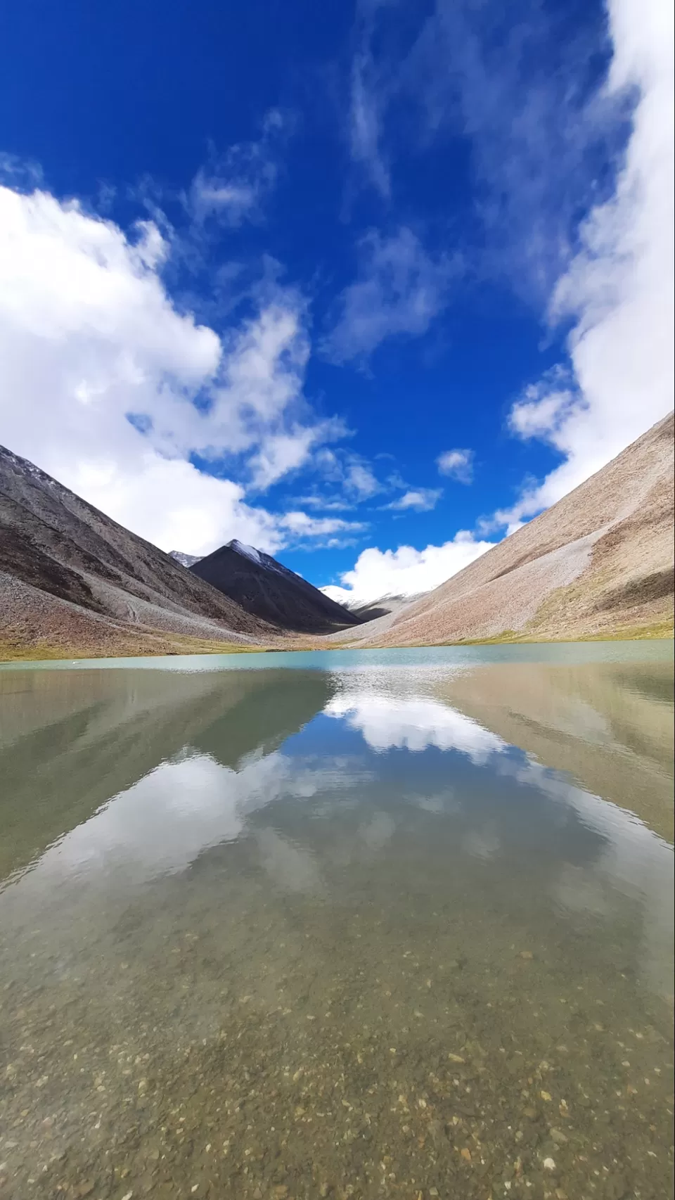 Photo of लद्दाख की रंग बदलने वाली झील। by Mountain Musafeer