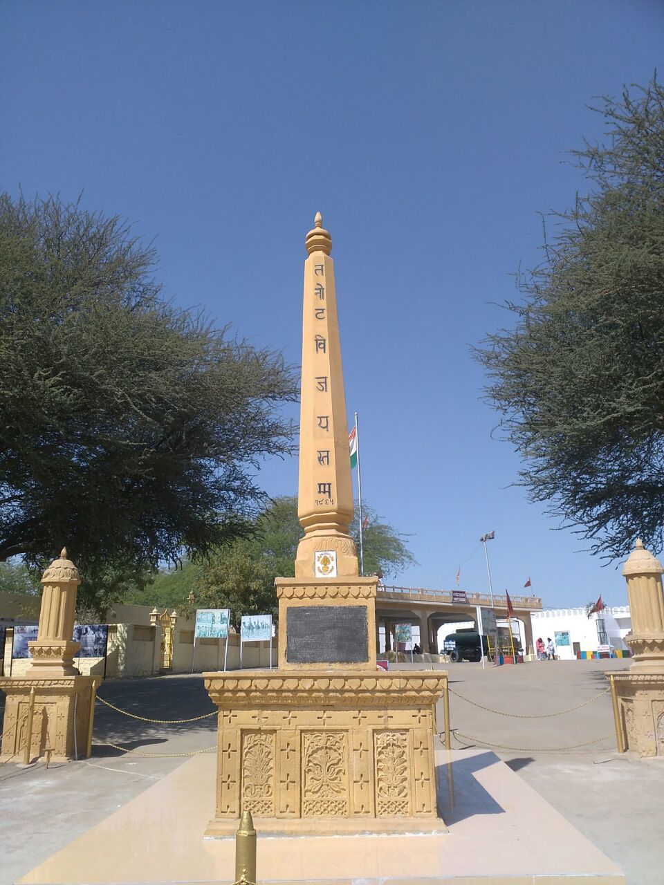 Photo of Jaisalmer - Sam - Longewala - Tanot - Khuri: Tales from the Western Border 5/13 by Munish