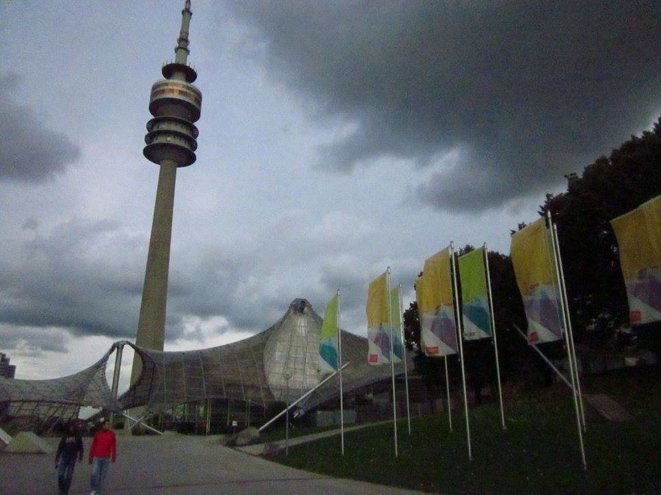 Photo of Budget Euro trip – Oktoberfest Munich 3/14 by Sudeep