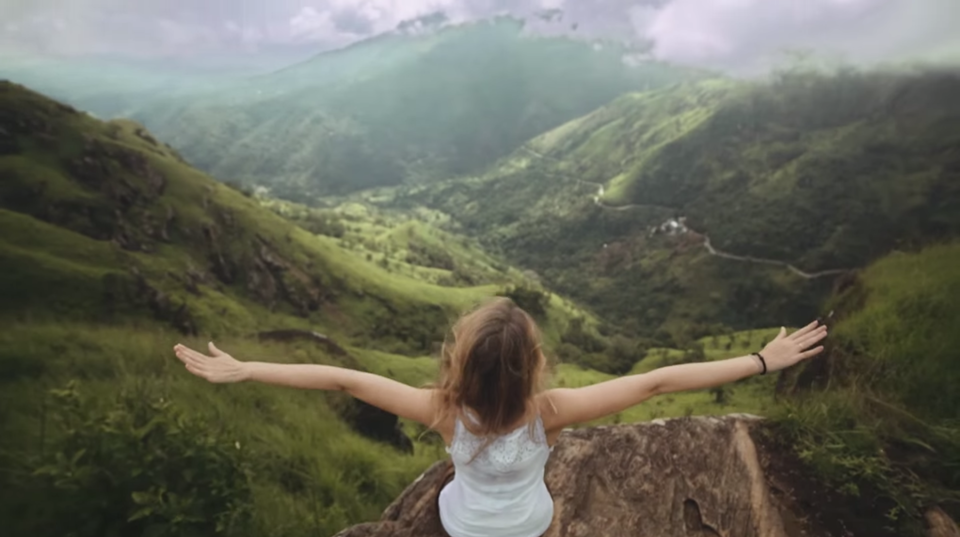Photo of Breathtaking video of a timeless journey in Sri Lanka 1/4 by Anmol Arora (Boring Traveller)