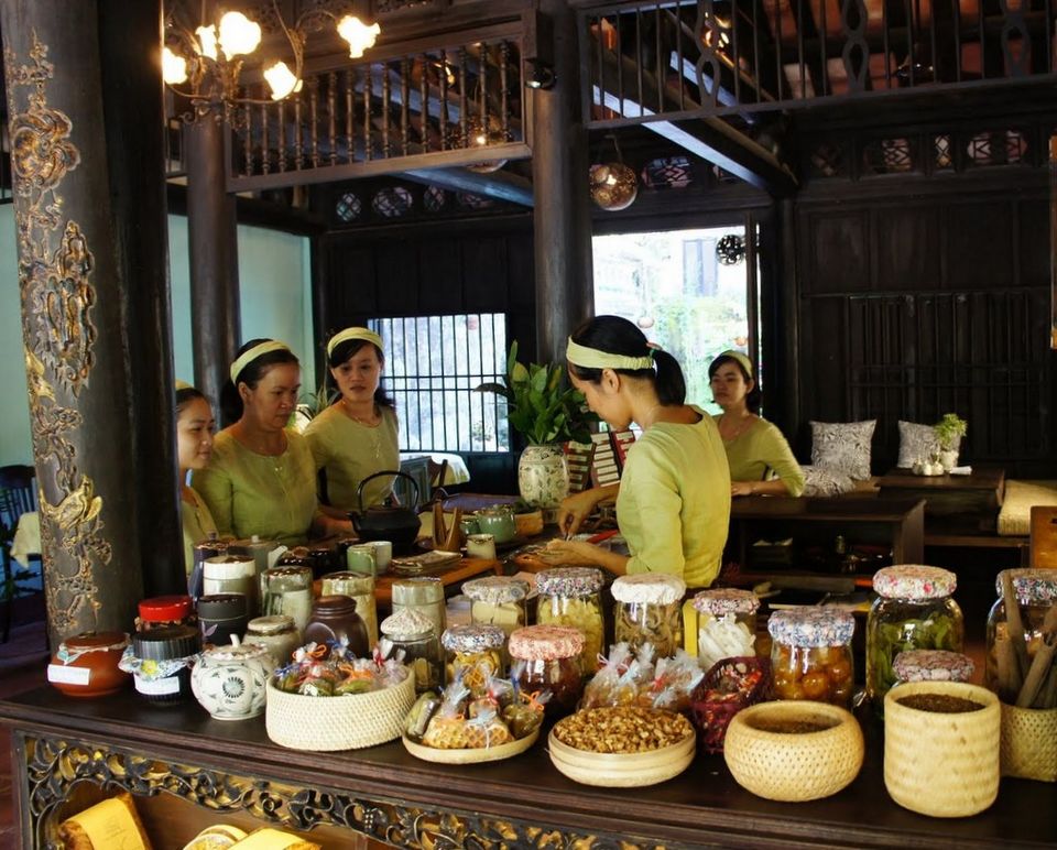 Photo of The quietest tea house in the quaintest part of the world: Sip into Vietnamese coffee 3/10 by Anmol Arora (Boring Traveller)