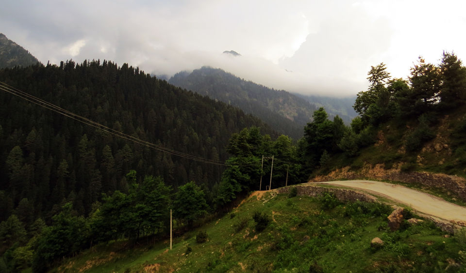 Photo of This village is a hidden paradise in Kashmir 2/10 by The Compulsive Traveller