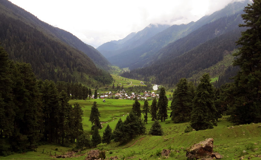Photo of This village is a hidden paradise in Kashmir 9/10 by The Compulsive Traveller