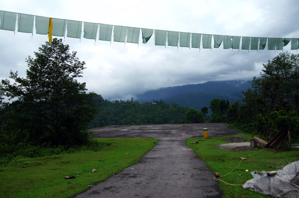 Photo of Yuksom – A village in Sikkim with an old-world charm 5/10 by The Compulsive Traveller
