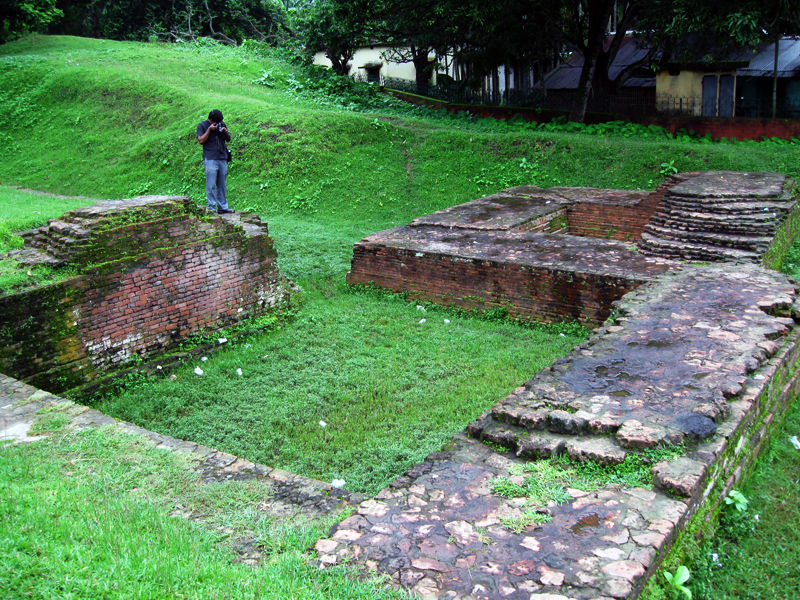 Photo of The 2500-year-old lost city of Bengal 11/14 by The Compulsive Traveller