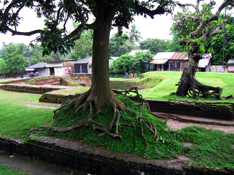 Photo of The 2500-year-old lost city of Bengal 12/14 by The Compulsive Traveller