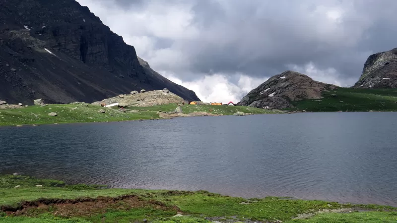 Photo of Marsar Lake by The Compulsive Traveller
