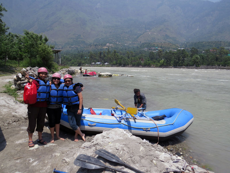Photo of Rafting on the Beas: An edge-of-the-seat experience 2/5 by The Compulsive Traveller