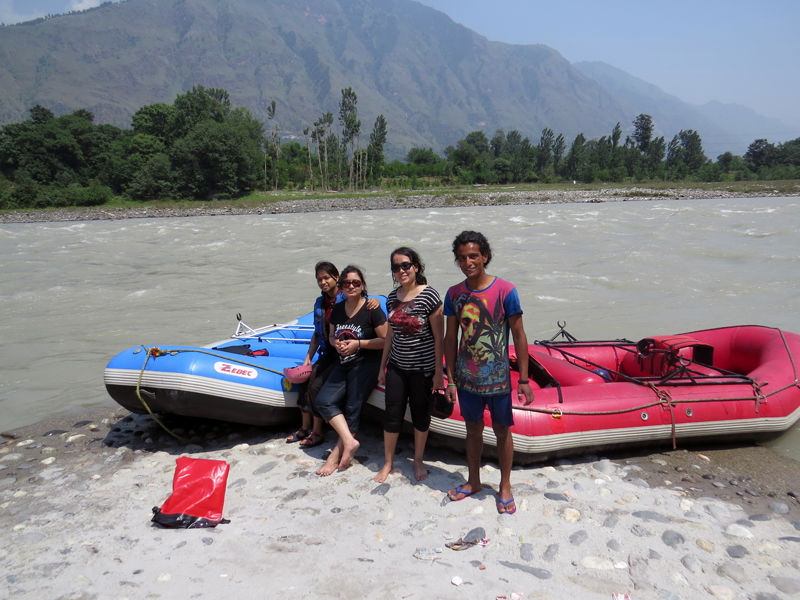 Photo of Rafting on the Beas: An edge-of-the-seat experience 5/5 by The Compulsive Traveller