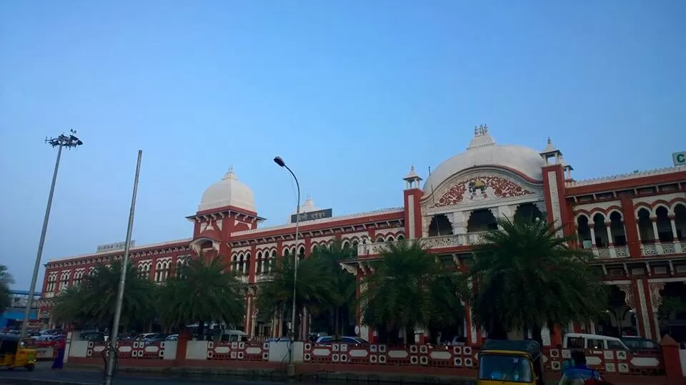 Photo of Egmore, Gandhi Irwin Road, Chennai, Tamil Nadu, India by Chendilk