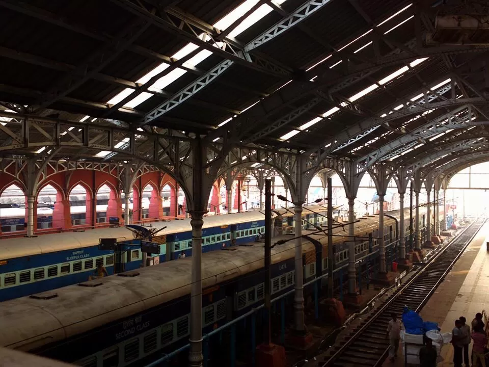 Photo of Egmore, Gandhi Irwin Road, Chennai, Tamil Nadu, India by Chendilk