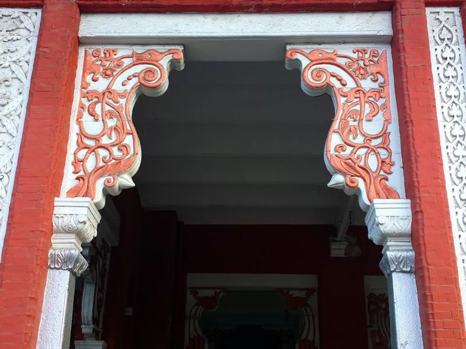 Photo of Egmore, Gandhi Irwin Road, Chennai, Tamil Nadu, India by Chendilk