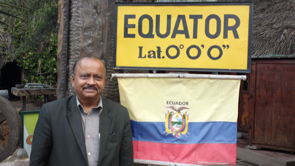 Photo of I stood on the Middle of the World ! The Ecuador Experience 5/7 by Chendilk
