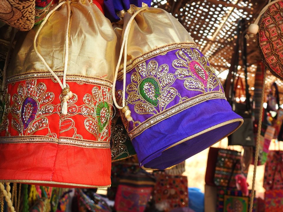 Photo of Anjuna Flea Market,Goa - A Photo Tour ! 9/15 by Chendilk