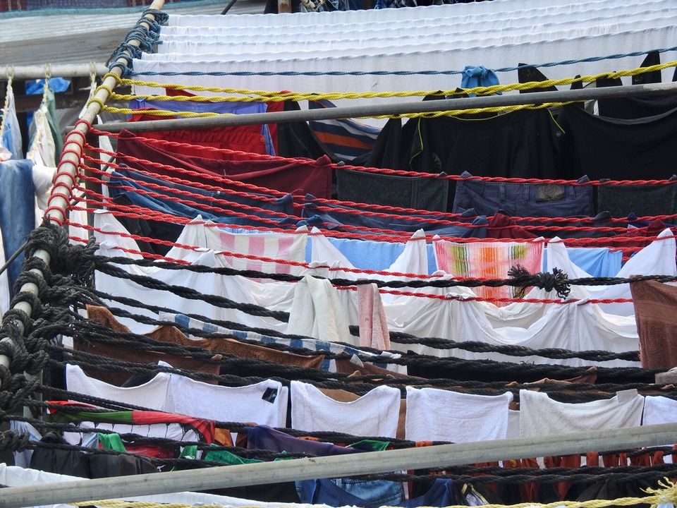 Photo of MUMBAI Mahalaxmi Dhobi Ghat- City's biggest open - air laundry ! 4/7 by Chendilk