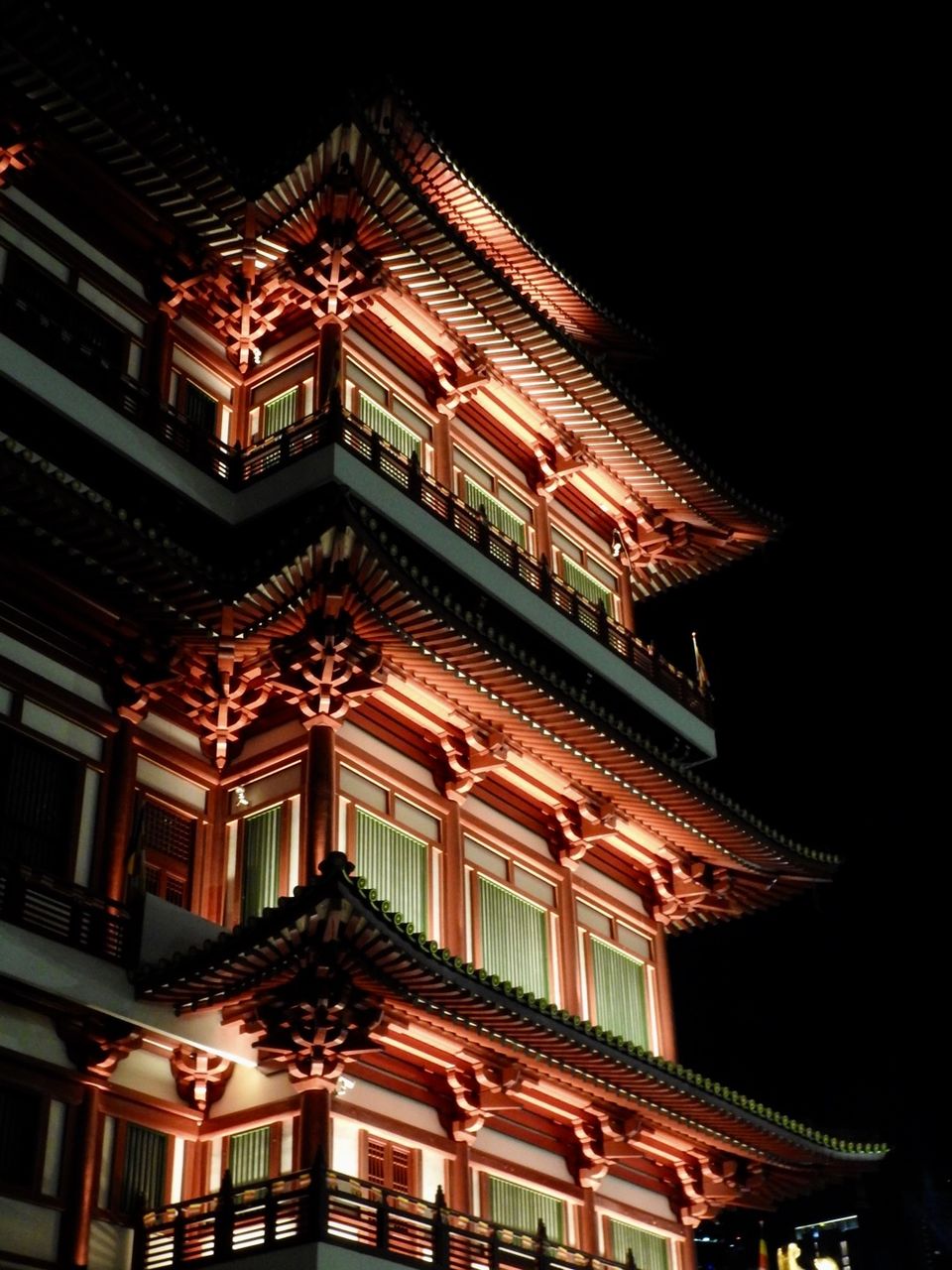 Photo of My favourite photography locations in Singapore Part 1- Jurong Bird Park and Chinatown. by Chendilk