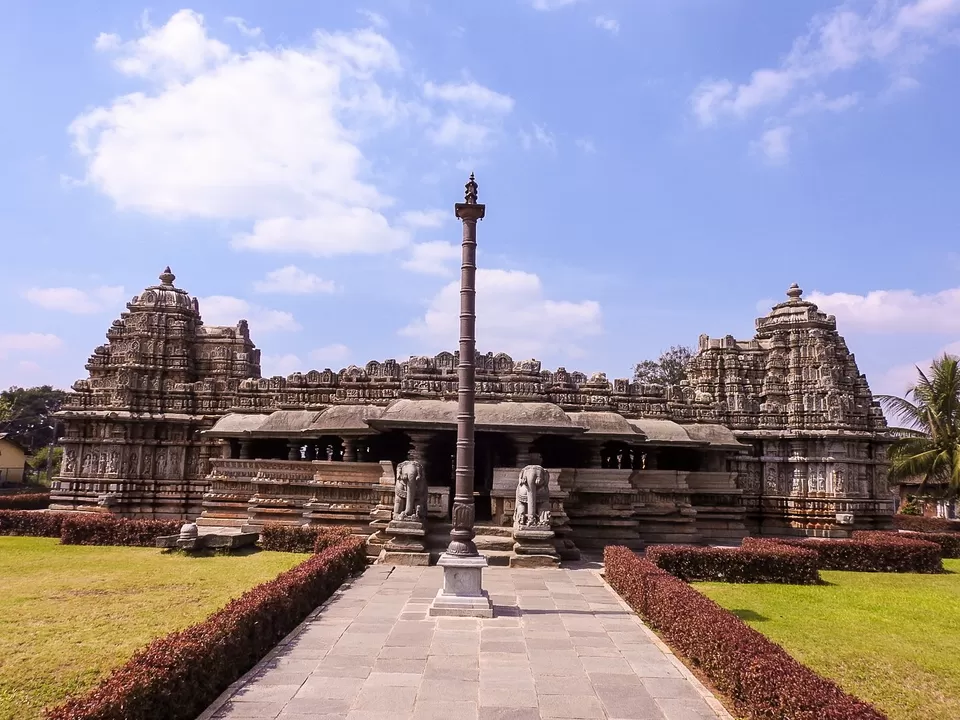 Photo of Veeranarayana Temple,Belavadi, Belavadi, Karnataka, India by Chendilk
