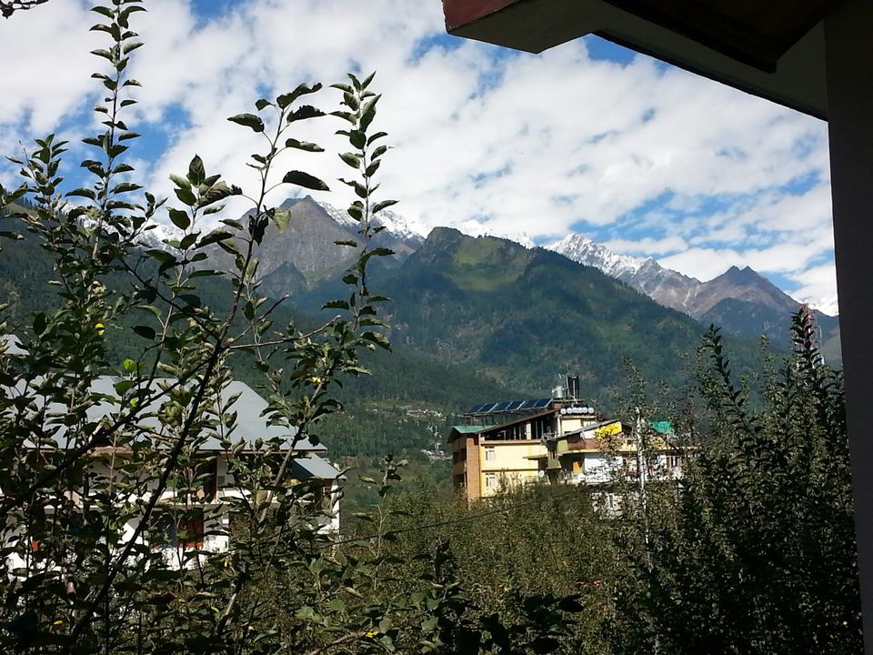Photo of Himalayas with my lens 10/239 by utpalasharmadei
