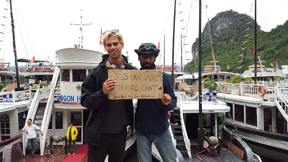 Photo of Traveling Around the world For JOB CAN WAIT TRAVEL CAN'T 7/7 by nakul