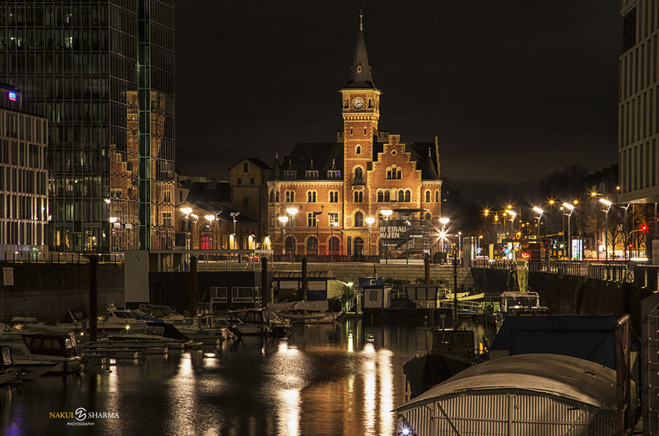 Photo of COLOGNE CARNIVAL PHOTO STORY 2/9 by nakul