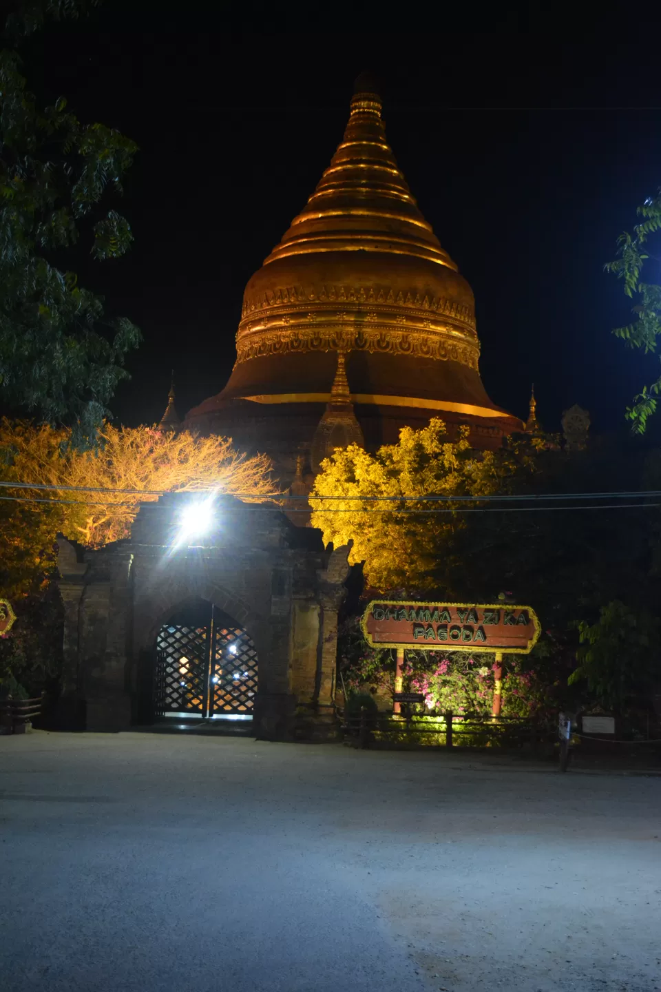 Photo of Bagan, Myanmar (Burma) by Ravi Chaurasia