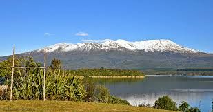 Photo of Mount Tongariro, Tongariro National Park, Manawatu-Wanganui, New Zealand by Riya Poojary