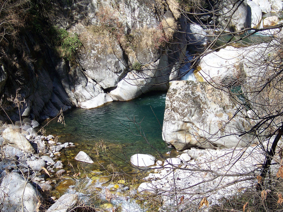 Photo of Tirthan Valley Is A Secluded Haven That Offers A Lot More Than You Know 3/7 by Riya Poojary
