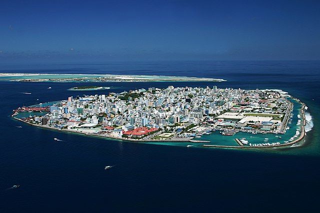Photo of Fun Facts About Maldives – Island Secrets 3/3 by Amie Ginendra
