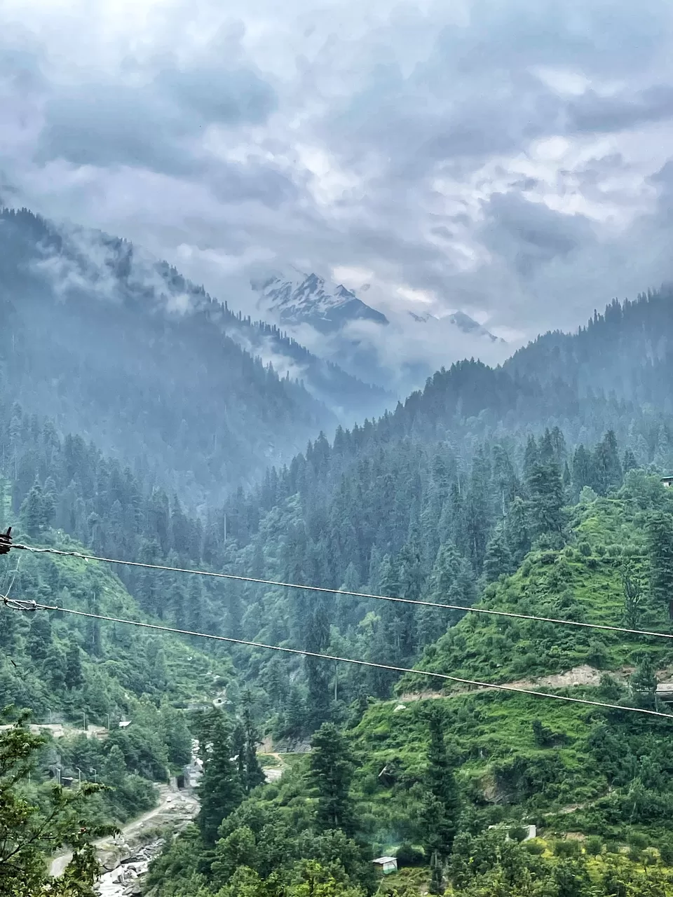 Photo of Chalal Trek Trail, Sosan, Himachal Pradesh, India by Amruta Bade