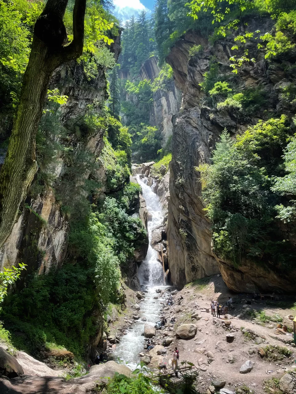 Photo of Kheerganga Trek, Khir Ganga, Himachal Pradesh, India by Amruta Bade