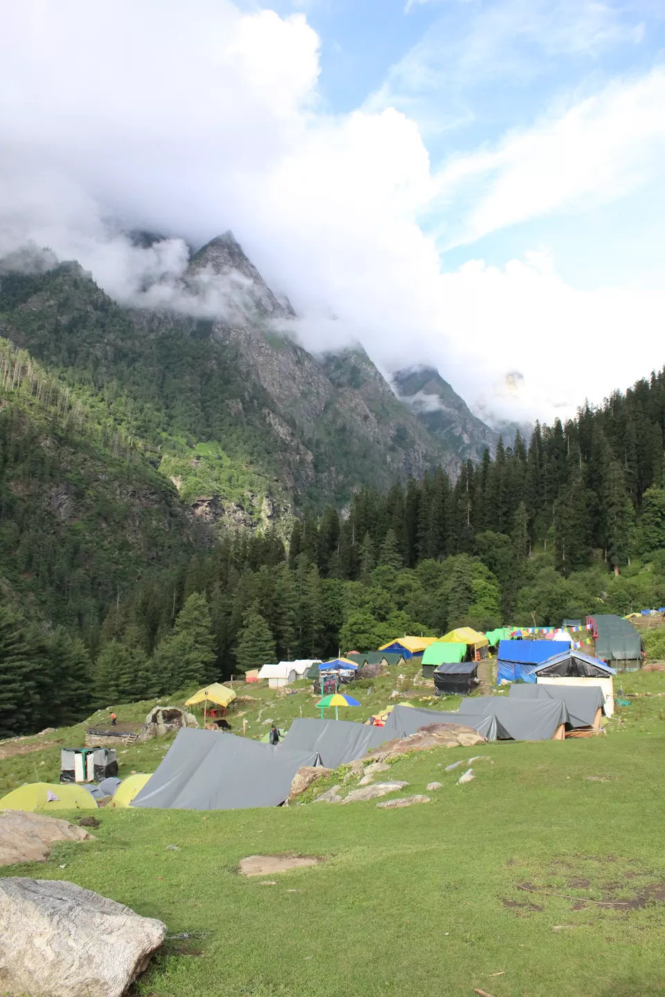 Photo of Kheerganga Trek, Khir Ganga, Himachal Pradesh, India by Amruta Bade