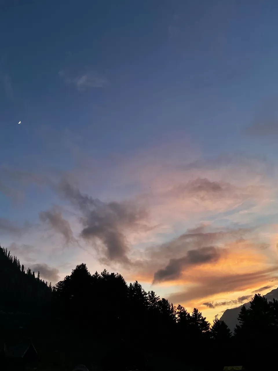 Photo of Kheerganga Trek, Khir Ganga, Himachal Pradesh, India by Amruta Bade